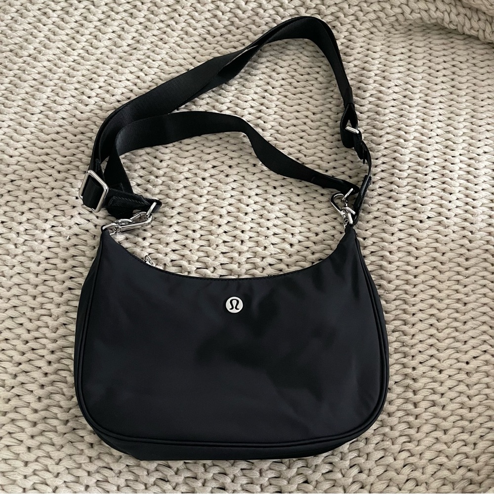 Lululemon Adjustable Mini Shoulder Bag 3L